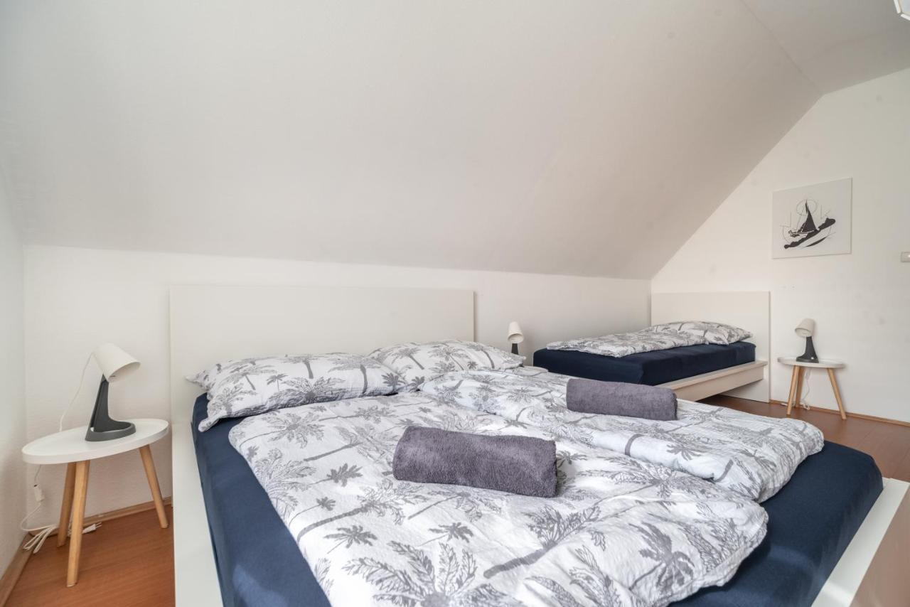 Grand Apartmanhaz Gyenesdias Luaran gambar