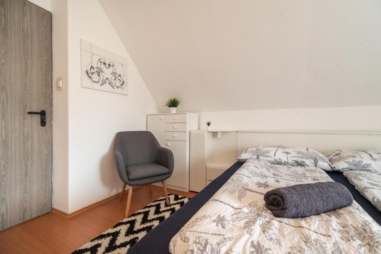 Grand Apartmanhaz Gyenesdias Luaran gambar