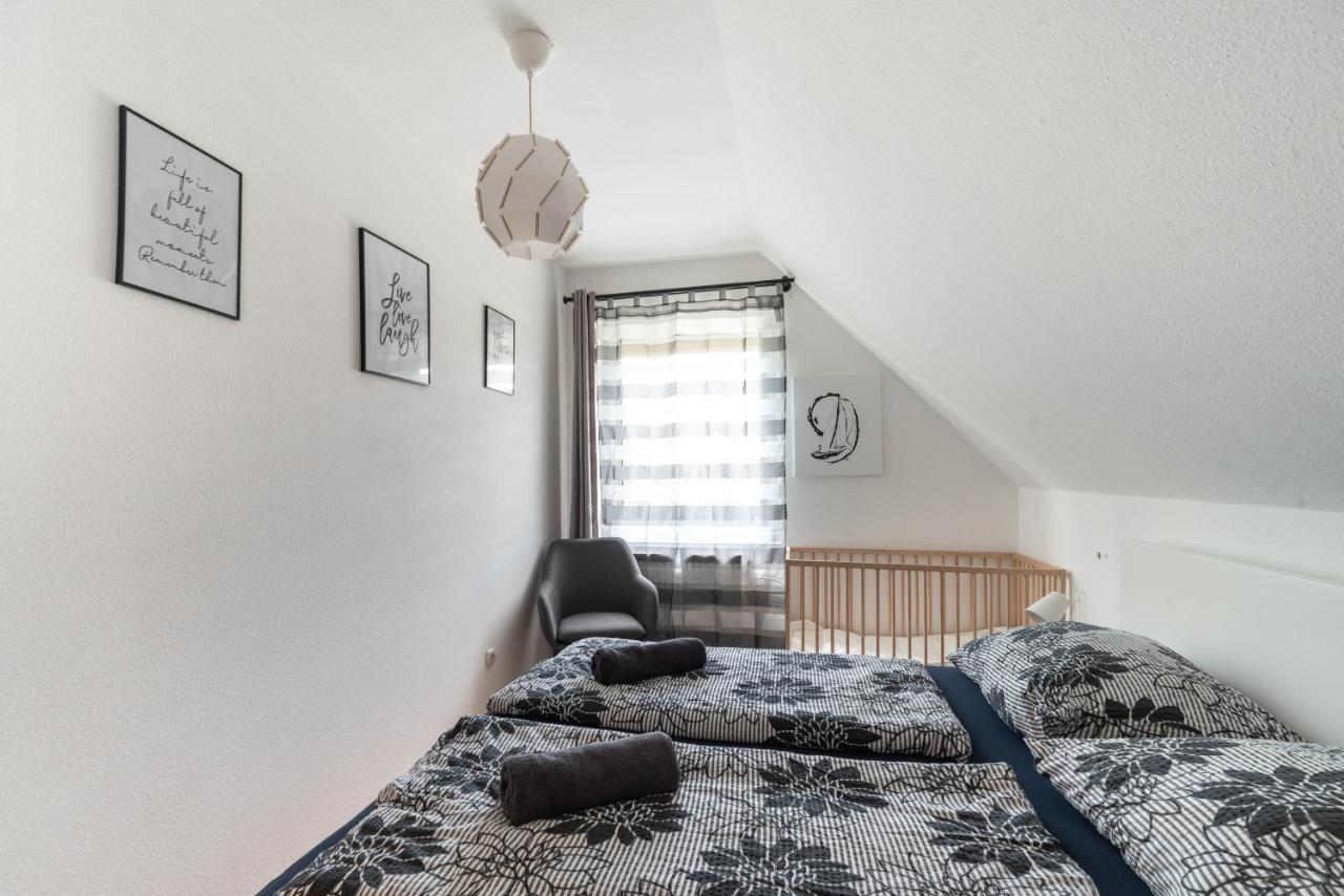Grand Apartmanhaz Gyenesdias Luaran gambar